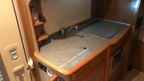 Beautiful 4 berth Rapido integrated from 2002