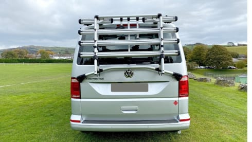 Phoenix – Long wheel base VW Campervan with Solar!
