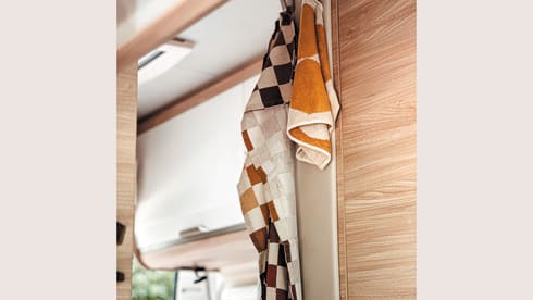 CLAY & GRACE - home away from home – 2-person Knaus bus camper from 2019 - with special design