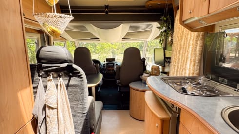🌴Happy place🌴☀️ – Luxury Ibiza-style integral camper | 4p | Fly & Drive Costa Blanca”🌴