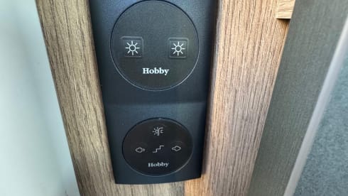 Compacte Hobby Optima V65 GE    2 persoons camper  BJ 2026