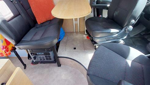 Grigetta  – 2-person campervan from 2018