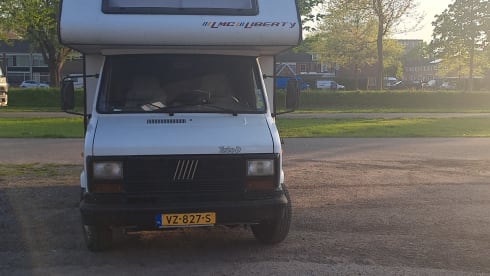 Fiardina – 4p Fiat alcove from 1989