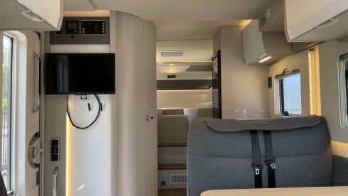p Hymer semi-integrated from 2024