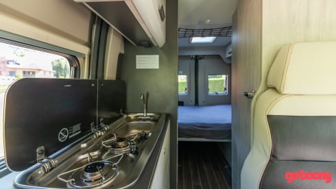 Camper van for rent from 2020 - Fiat Ducato Livingstone 5
