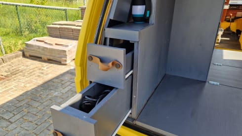 Unique Volkswagen T3 from 1988 to go on an adventure with