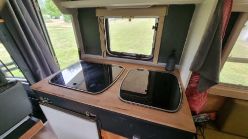 4p Dethleffs alcove from 1993