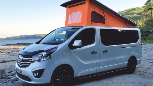4 Berth Vauxhall Vivaro LWB Campervan