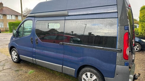 Renault Campervan mit 2 Schlafplätzen