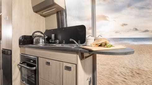Winnie  – 4 berth, 4 belt (2023)