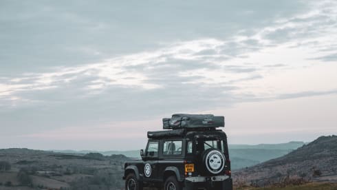 Waffle – Land Rover Dachaufbau mit 2 Schlafplätzen, Baujahr 2000