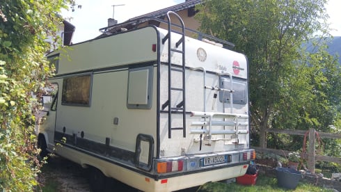 Alex – Overcab on ducato 2500 aspirated diesel