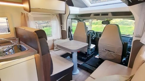 Morys – 4p Benimar semi-integrated uit 2022