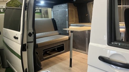 California 2 – Volkswagen bus camper