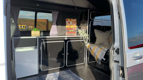 Jeff – Jeff- 4 Berth Volkswagen Campervan - New Professional Conversion