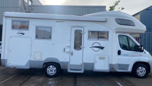 Trigano – 4-person Fiat Ducato 2008 very neat