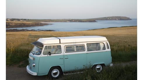 Pip – Vintage VW Campervan 'Pip'