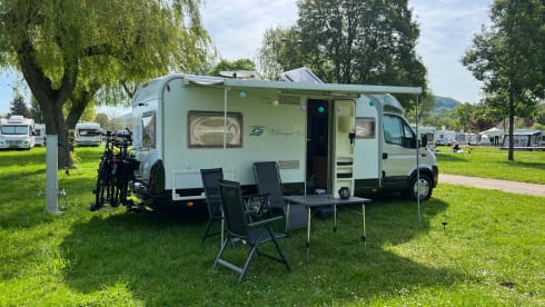Camper Harderwijk – 4p Bürstner semi-integrated from 2004