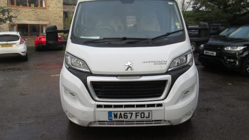 Pistol – Bailey Approach Advance 665 2.2 130 BHP 6 BERTH End lounge Air con euro 6 