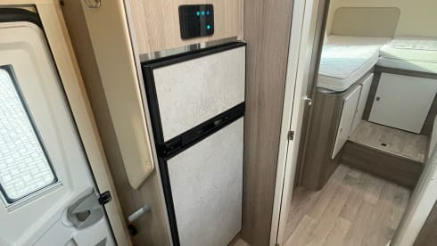 XGO King 1 – Nieuwe, luxe 5-persoons Alkoofcamper