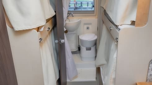 6p Rimor alcove from 2023