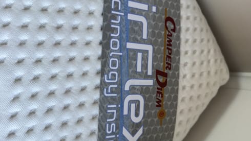 4p Sunlight semi-intégré à partir de 2025