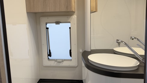 2+2 Chausson 627 halbintegrierter Automatik ab 2021