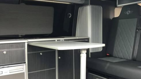 George – VW T6.1 - 2021 luxury conversion