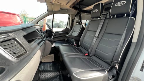 Tourists in Transit – Ford Transit Campervan