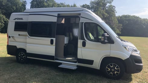 George III – 4p Pössl bus uit 2019