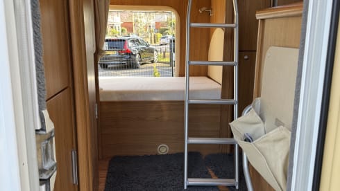 Francesca – 7 berth Fiat alcove from 2010