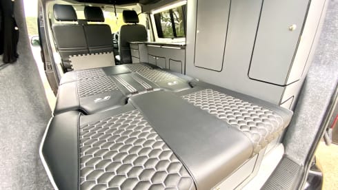 Camperino  – VW Campervan T28 Pop, 4 Berth