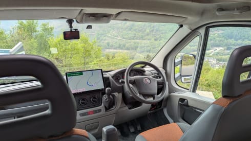 okey dokey – 6/7 berth Fiat Pilote Motorhome