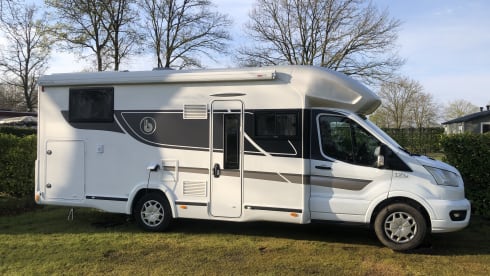 RILex – Brand new (2023) family mobile home for 4 people, luxury Benimar.