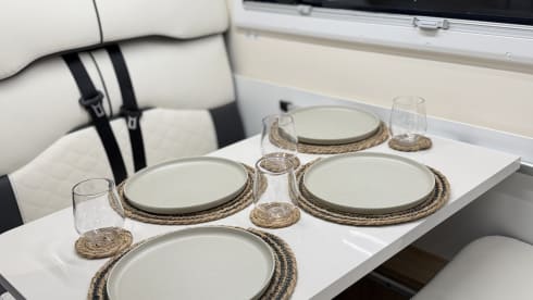 2023- 6 berth Roller Team 747