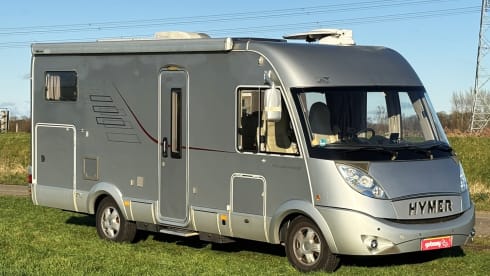 Fijne luxe Hymer integraal camper voor 4 personen