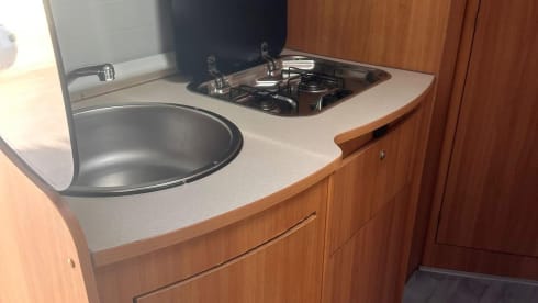 Camperverhuurvalencia.com – Nice camper for rent in Valencia