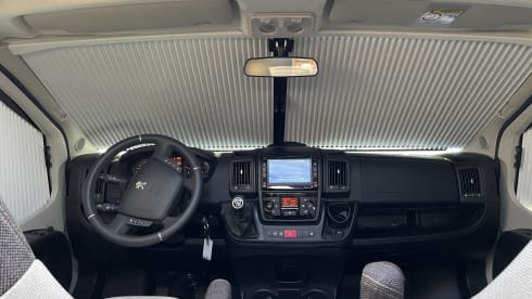 Red Pepper – Nice compact camper (2019) for 2 people