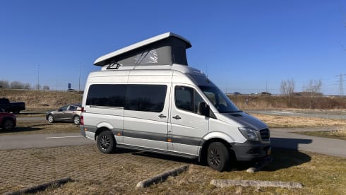 Compact, tough and adventurous. Tailor-made comfort