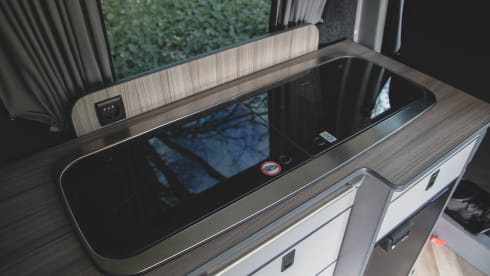 Daan │ Luxury 2 person camper
