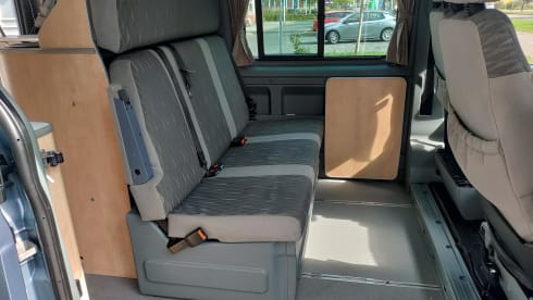 Betrouwbare en gezellige Ford Nugget 2008