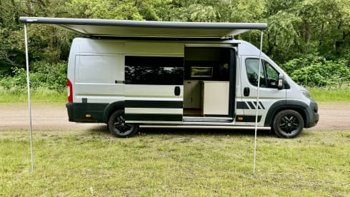 Boaz  – 2p Citroën campervan from 2018
