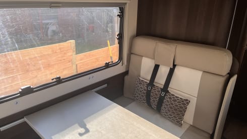 Big Bertha – 6 berth Roller Team 