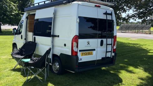 Otis – Peugeot-bus met 3 slaapplaatsen vanaf 2021