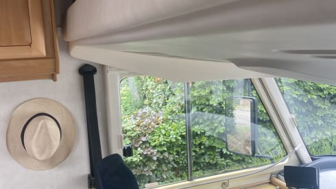 Hymer – Nice integral camper for 4 people