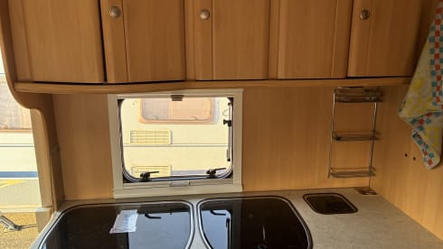 Comfortabele 4p Dethleffs integraal 2002