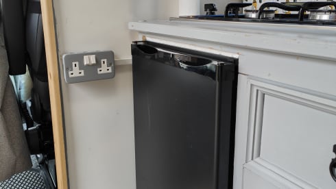 Rambo VIII – Off Grid, Touring or Site Set Up - Suitable for up to 5 persons!