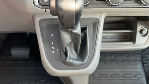 VW Grand California off-grid