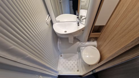 C23 – Luxe Sunlight Adventure Queensbed, 2x Airco, 165PK