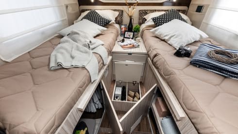 Brand new 2022 luxury Elnagh T-loft for 5 p